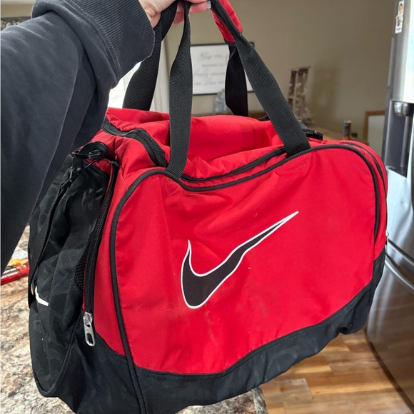 Nike Men's Red and Black Duffel Bag